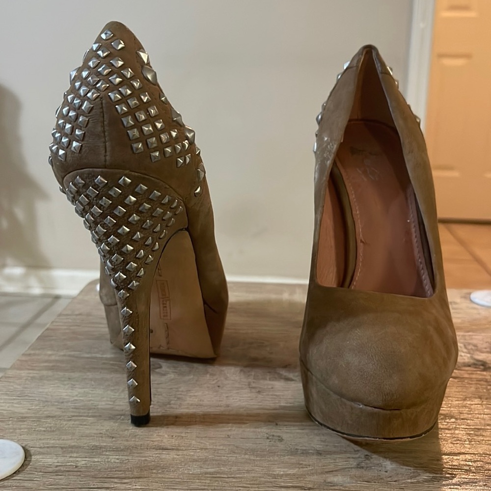 Vince Camuto heels